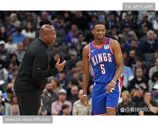 福克斯强势冲击篮下，国王攻防转换流畅