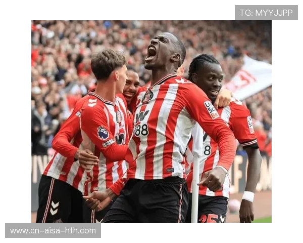 桑德兰绝地反扑上演保级奇迹