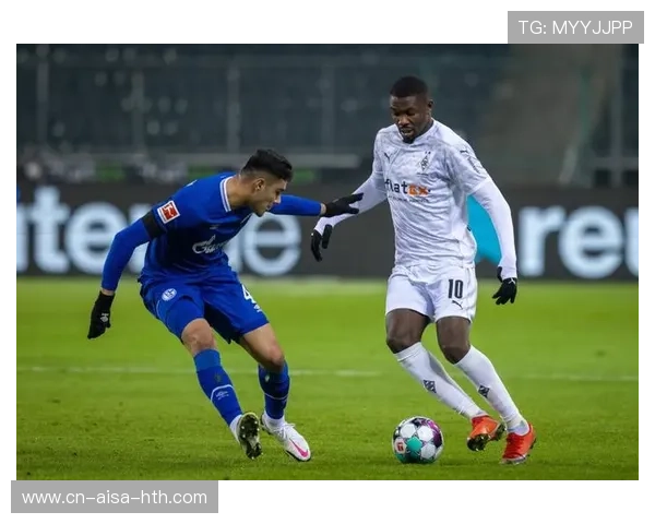 沙尔克04—赖纳乌特边线传中精准致命