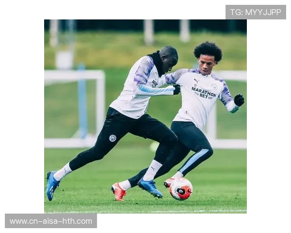 欧战赛前训练画面遭媒体解析，战术一览无余