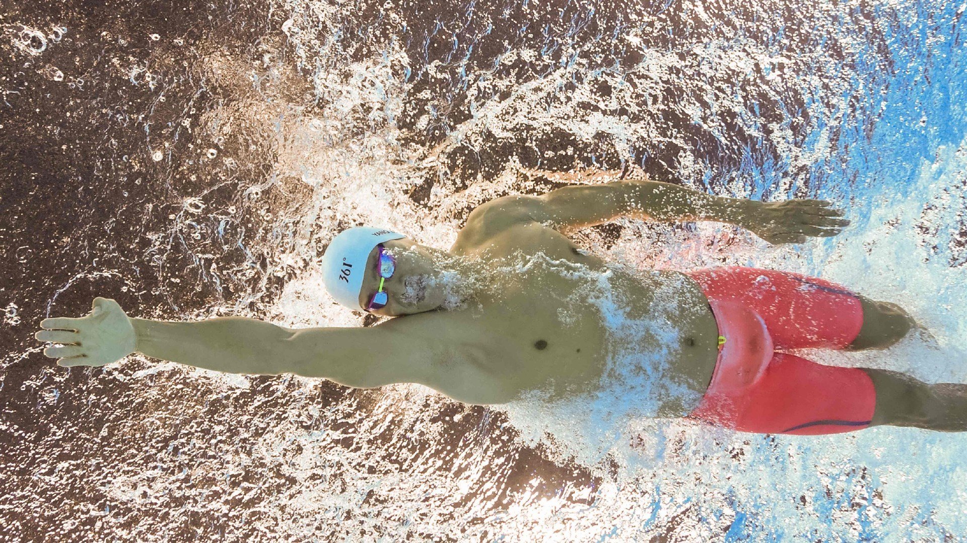 世界杯后首轮欧冠：多名国脚疲态尽显 身体语言透出演疲惫